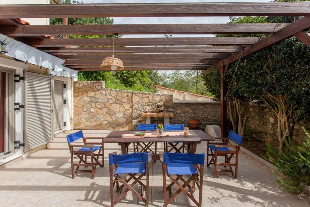 Nikolis Vacation House Vrisai Экстерьер фото