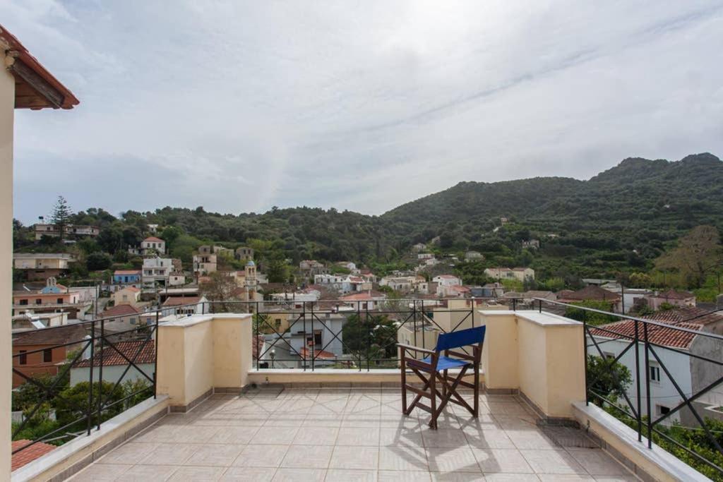 Nikolis Vacation House Vrisai Экстерьер фото